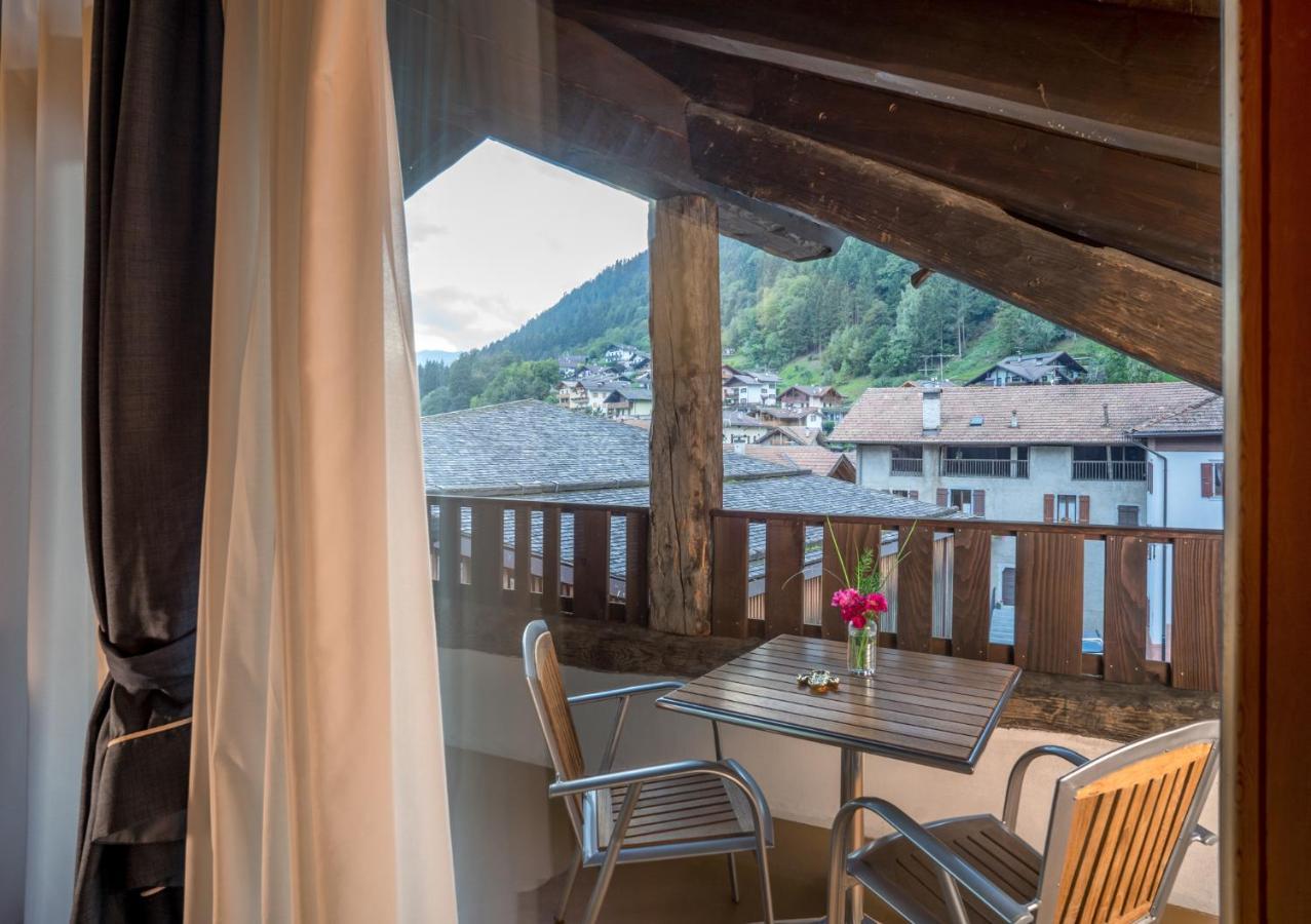 Palazzo Lodron Bertelli. Dimora Storica & Spa Caderzone Exterior foto